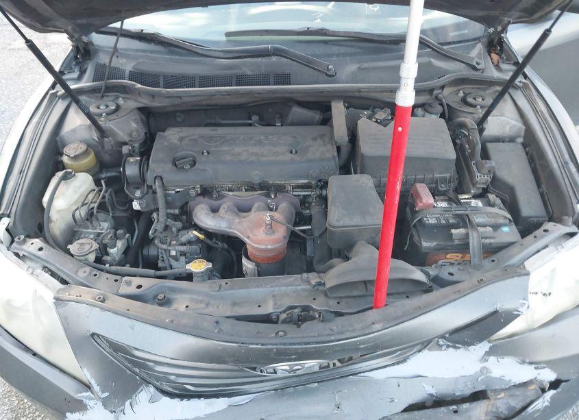 Photo 10 of 2009 Toyota Camry LE (VIN 4T4BE46KX9R107834)