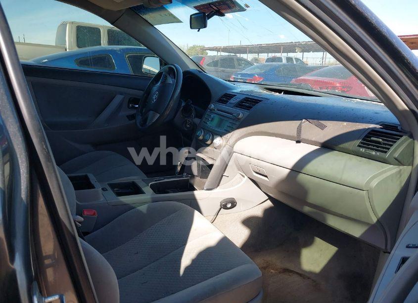 Photo 5 of 2009 Toyota Camry LE (VIN 4T4BE46KX9R113164)