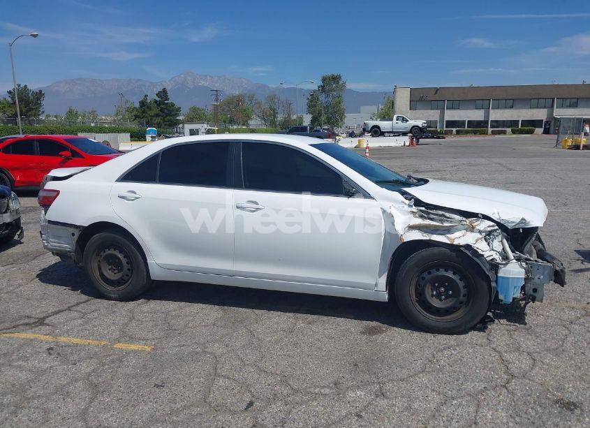 Photo 14 of 2009 Toyota Camry LE (VIN 4T4BE46KX9R117215)