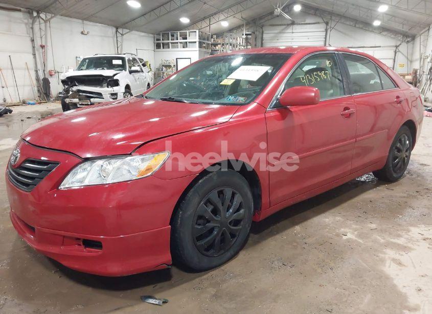 Photo 2 of 2009 Toyota Camry LE (VIN 4T4BE46KX9R121166)