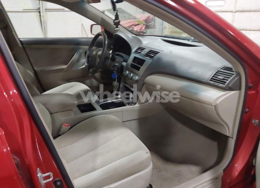 Photo 5 of 2009 Toyota Camry LE (VIN 4T4BE46KX9R121166)