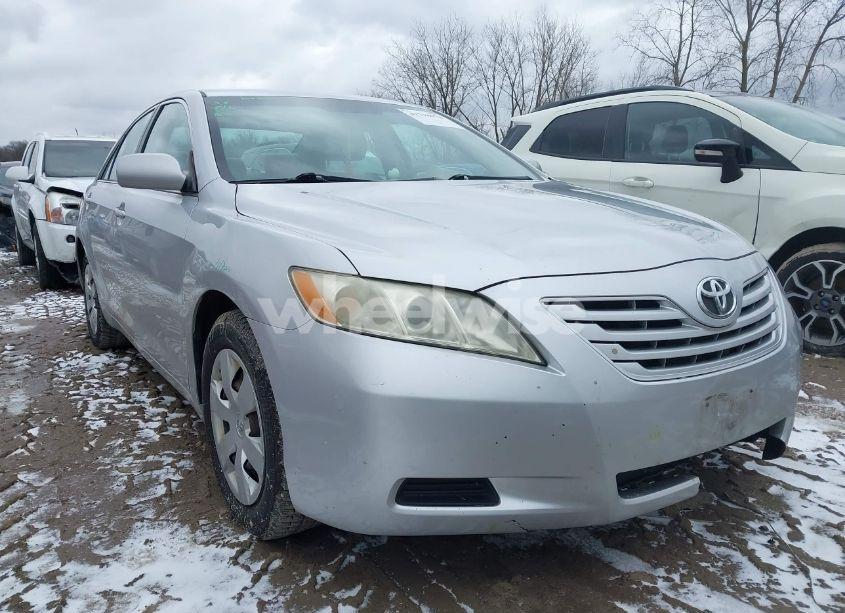 2009 Toyota Camry LE (VIN 4T4BE46KX9R122012) main photo