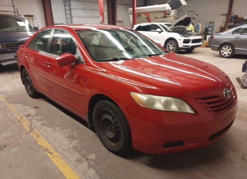 2009 Toyota Camry LE (VIN 4T4BE46KX9R126075) main photo
