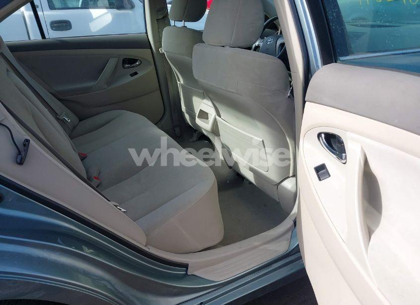 Photo 8 of 2009 Toyota Camry LE (VIN 4T4BE46KX9R139845)