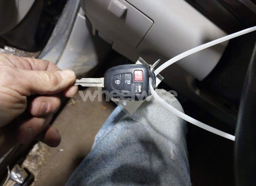 Photo 11 of 2012 Toyota Camry XLE (VIN 4T4BF1FK0CR181539)