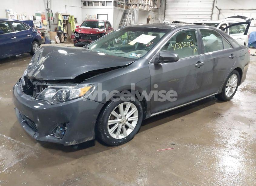 Photo 2 of 2012 Toyota Camry XLE (VIN 4T4BF1FK0CR181539)