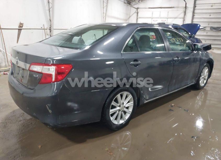 Photo 4 of 2012 Toyota Camry XLE (VIN 4T4BF1FK0CR181539)