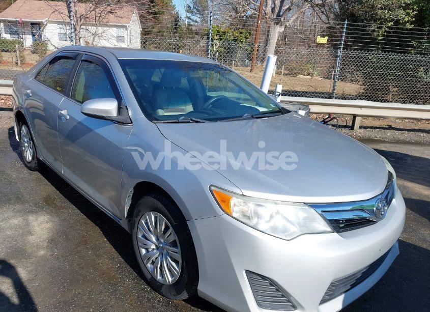 2012 Toyota Camry LE (VIN 4T4BF1FK0CR182206) main photo