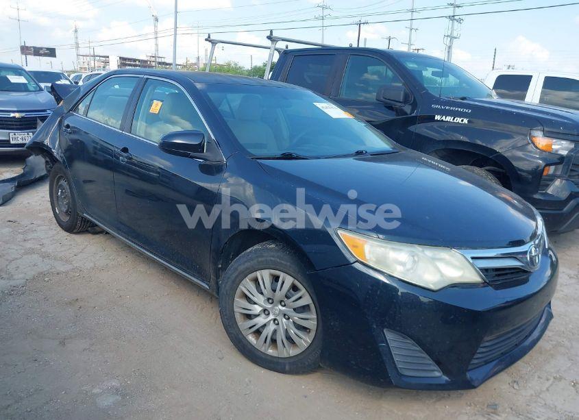 2012 Toyota Camry LE (VIN 4T4BF1FK0CR198955) main photo