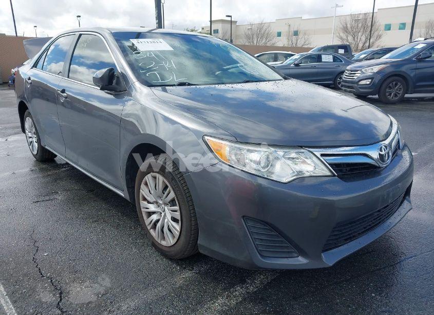 2012 Toyota Camry LE (VIN 4T4BF1FK0CR210148) main photo