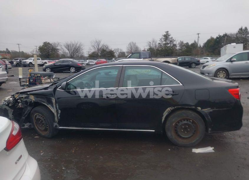 Photo 14 of 2013 Toyota Camry LE (VIN 4T4BF1FK0DR277673)