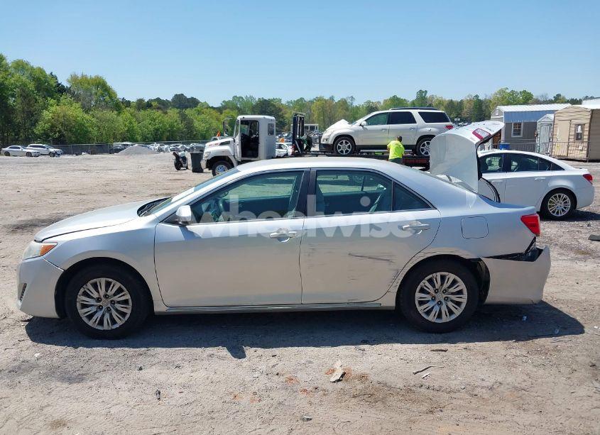 Photo 14 of 2013 Toyota Camry LE (VIN 4T4BF1FK0DR305908)