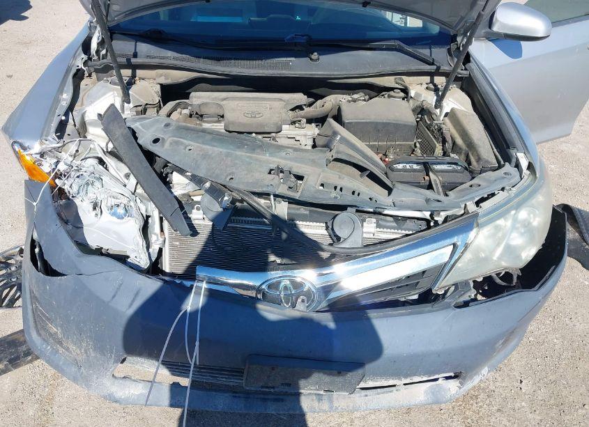 Photo 10 of 2013 Toyota Camry LE (VIN 4T4BF1FK0DR312924)