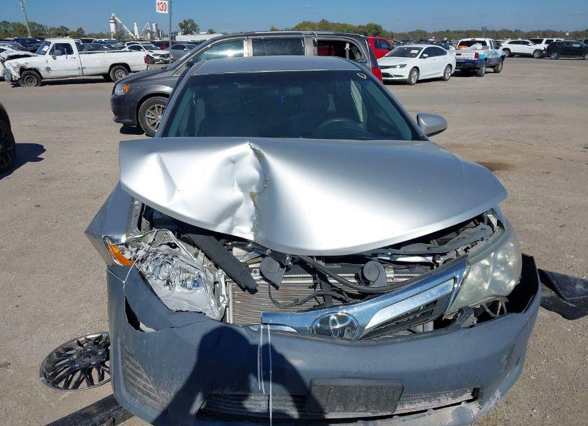 Photo 12 of 2013 Toyota Camry LE (VIN 4T4BF1FK0DR312924)