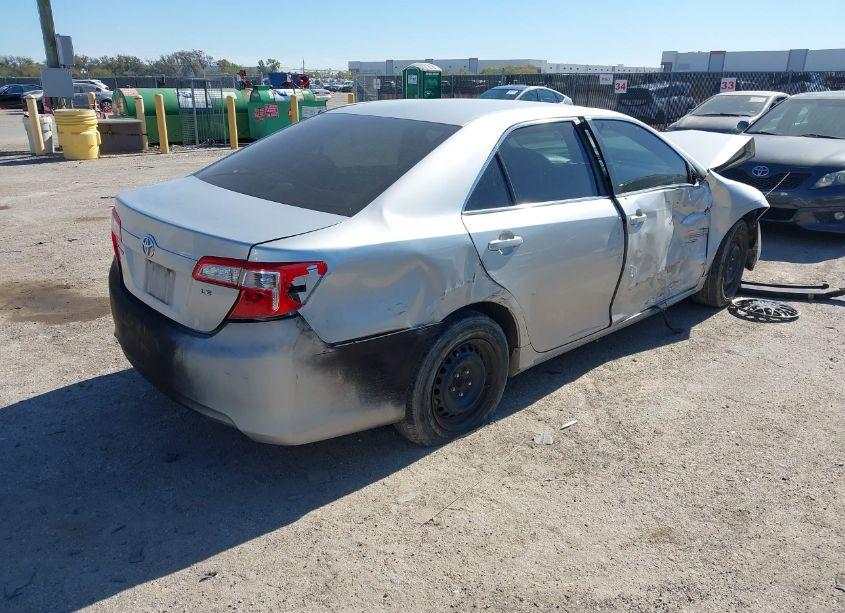 Photo 4 of 2013 Toyota Camry LE (VIN 4T4BF1FK0DR312924)