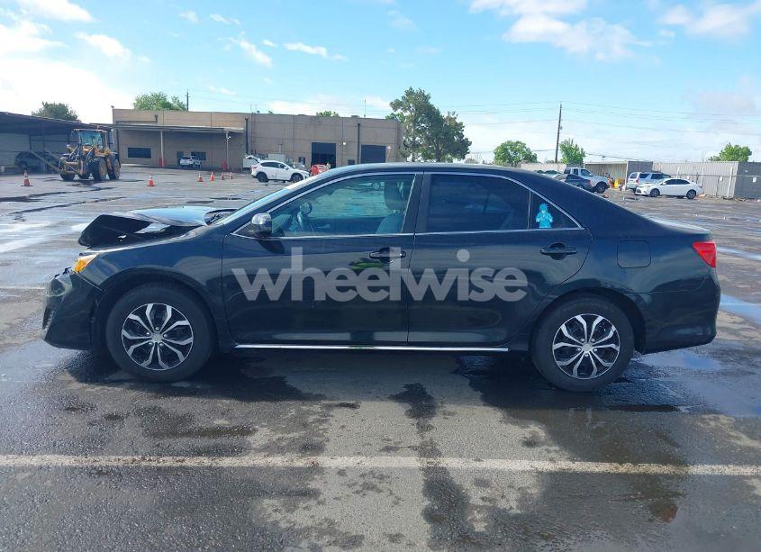 Photo 14 of 2013 Toyota Camry LE (VIN 4T4BF1FK0DR315662)