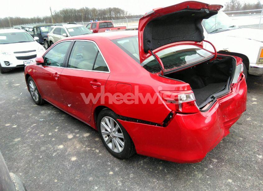 Photo 3 of 2013 Toyota Camry XLE (VIN 4T4BF1FK0DR333305)