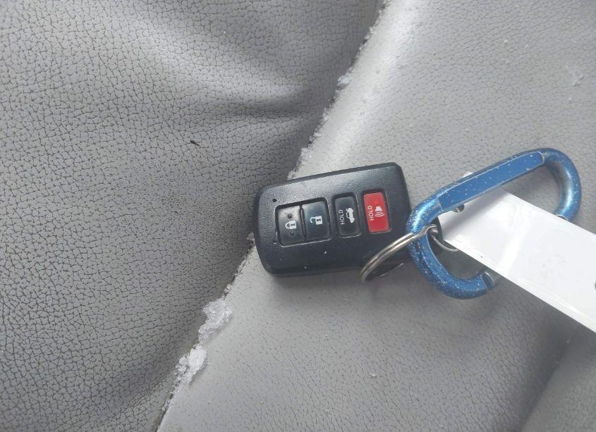 Photo 11 of 2014 Toyota Camry XLE (VIN 4T4BF1FK0ER355547)