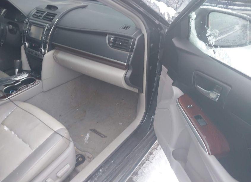 Photo 5 of 2014 Toyota Camry XLE (VIN 4T4BF1FK0ER355547)