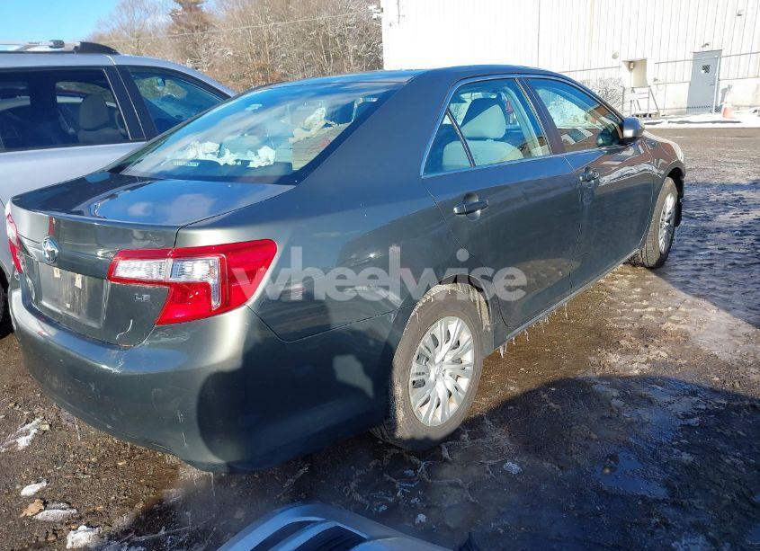 Photo 4 of 2014 Toyota Camry LE (VIN 4T4BF1FK0ER364930)