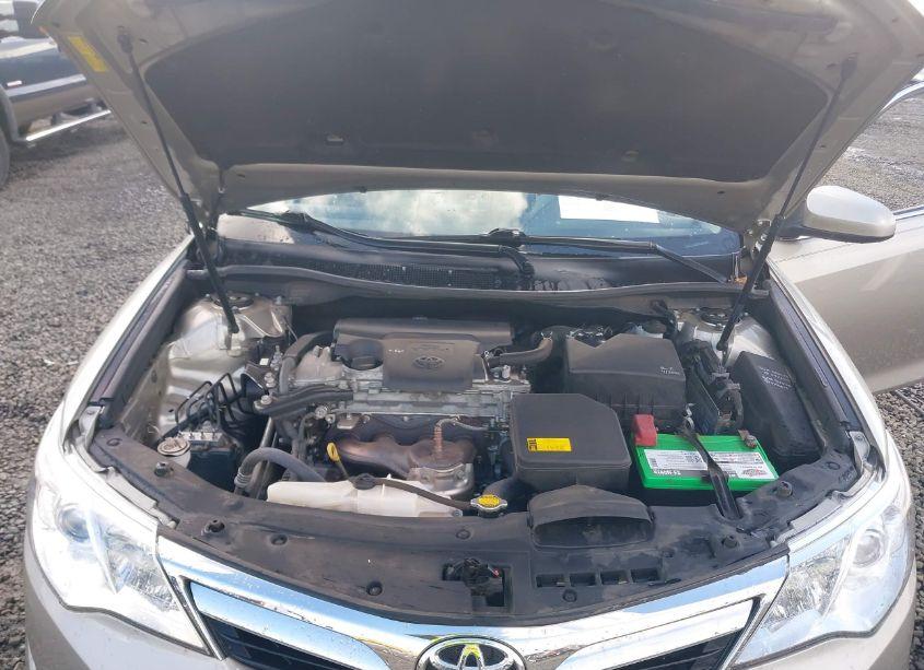 Photo 10 of 2014 Toyota Camry LE (VIN 4T4BF1FK0ER369660)