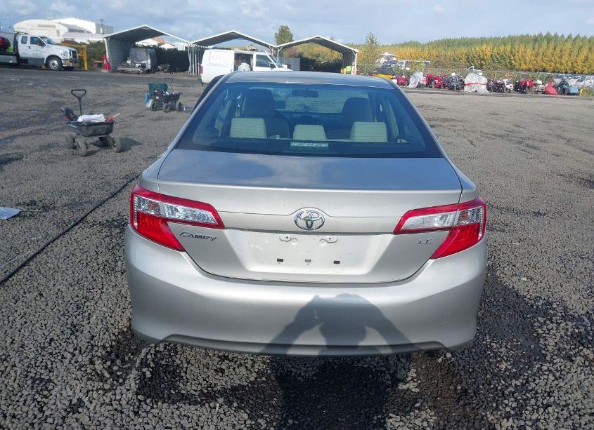 Photo 16 of 2014 Toyota Camry LE (VIN 4T4BF1FK0ER369660)