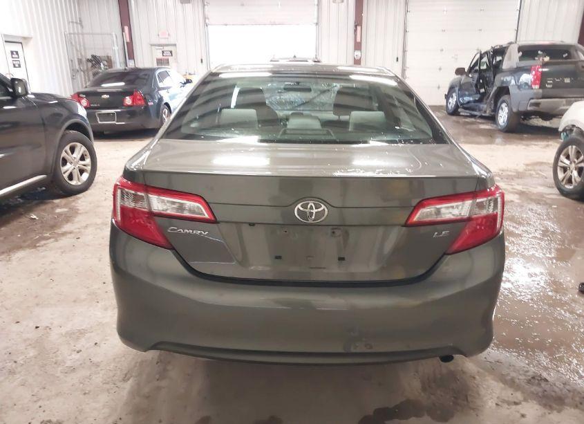 Photo 16 of 2014 Toyota Camry LE (VIN 4T4BF1FK0ER377385)