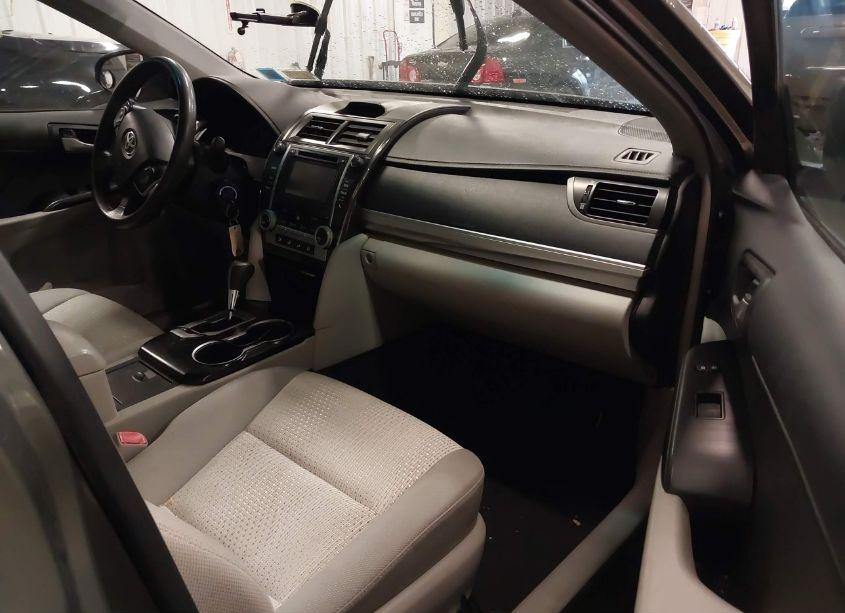 Photo 5 of 2014 Toyota Camry LE (VIN 4T4BF1FK0ER377385)