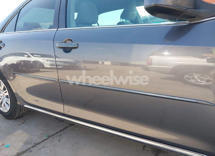 Photo 20 of 2014 Toyota Camry LE (VIN 4T4BF1FK0ER408764)