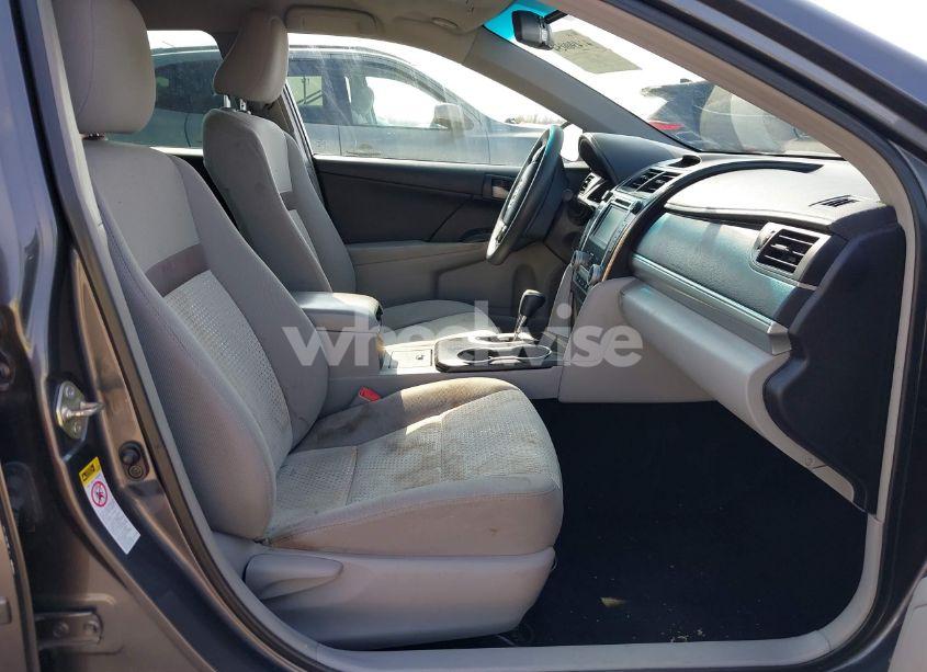 Photo 5 of 2014 Toyota Camry LE (VIN 4T4BF1FK0ER408764)