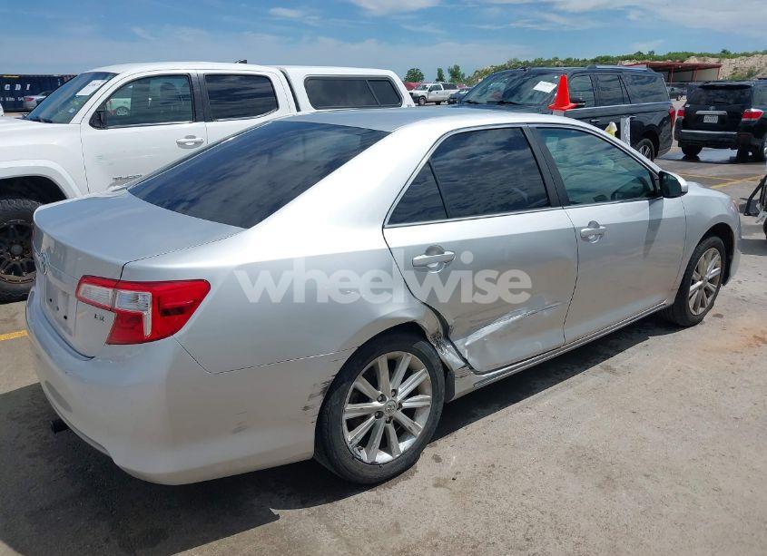 Photo 6 of 2014 Toyota Camry LE (VIN 4T4BF1FK0ER420056)