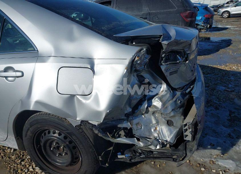 Photo 17 of 2014 Toyota Camry LE (VIN 4T4BF1FK0ER425144)