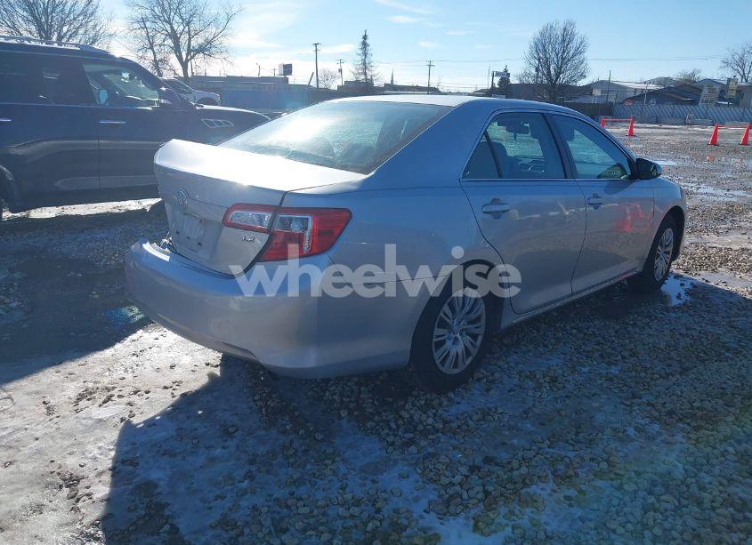 Photo 4 of 2014 Toyota Camry LE (VIN 4T4BF1FK0ER425144)