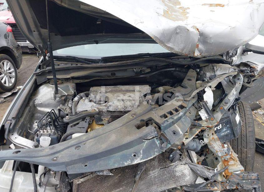 Photo 10 of 2015 Toyota Camry LE (VIN 4T4BF1FK0FR447002)