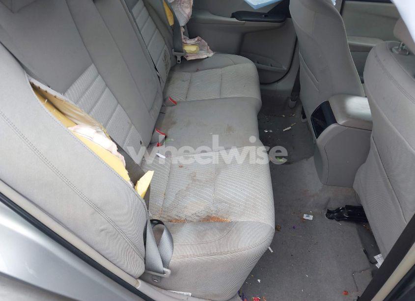 Photo 8 of 2015 Toyota Camry LE (VIN 4T4BF1FK0FR447002)