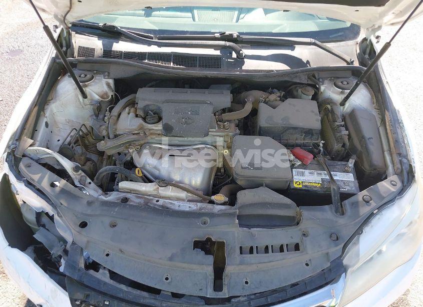 Photo 10 of 2015 Toyota Camry LE/SE/XLE/XSE (VIN 4T4BF1FK0FR452832)