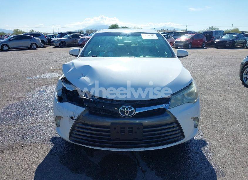 Photo 12 of 2015 Toyota Camry LE/SE/XLE/XSE (VIN 4T4BF1FK0FR452832)