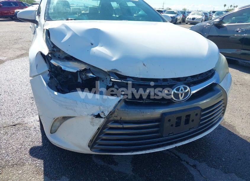 Photo 17 of 2015 Toyota Camry LE/SE/XLE/XSE (VIN 4T4BF1FK0FR452832)