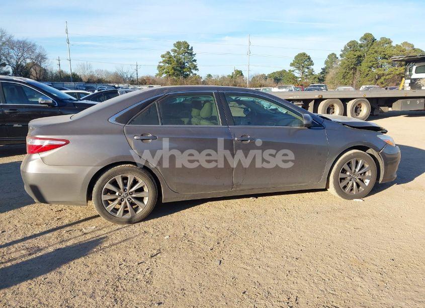 Photo 14 of 2015 Toyota Camry XLE (VIN 4T4BF1FK0FR467296)