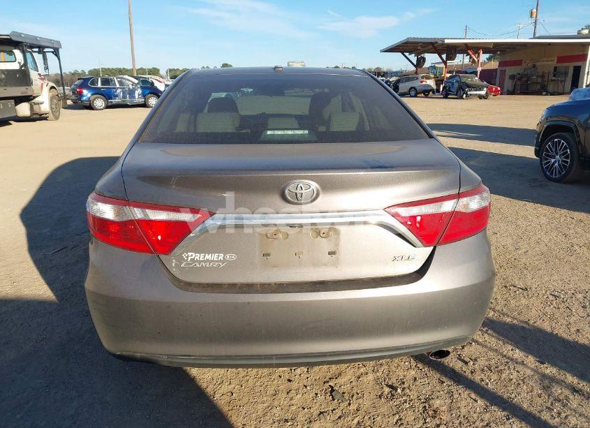 Photo 17 of 2015 Toyota Camry XLE (VIN 4T4BF1FK0FR467296)