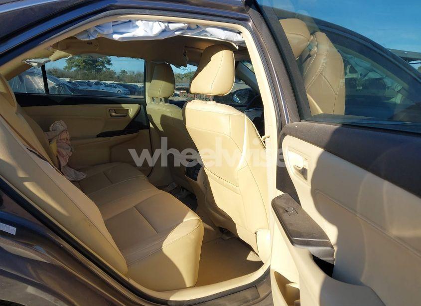 Photo 8 of 2015 Toyota Camry XLE (VIN 4T4BF1FK0FR467296)