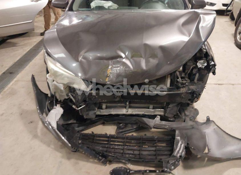 Photo 12 of 2015 Toyota Camry LE (VIN 4T4BF1FK0FR484230)