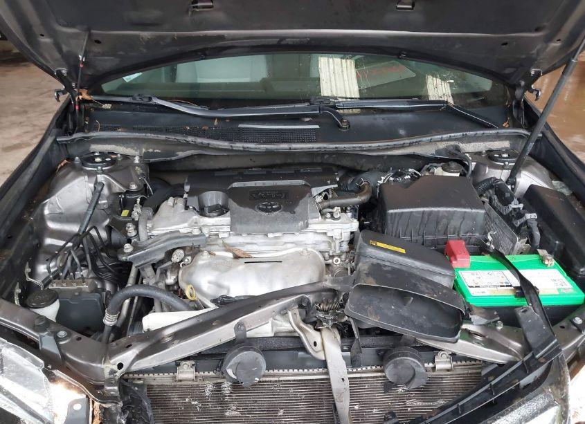 Photo 10 of 2015 Toyota Camry LE (VIN 4T4BF1FK0FR490836)