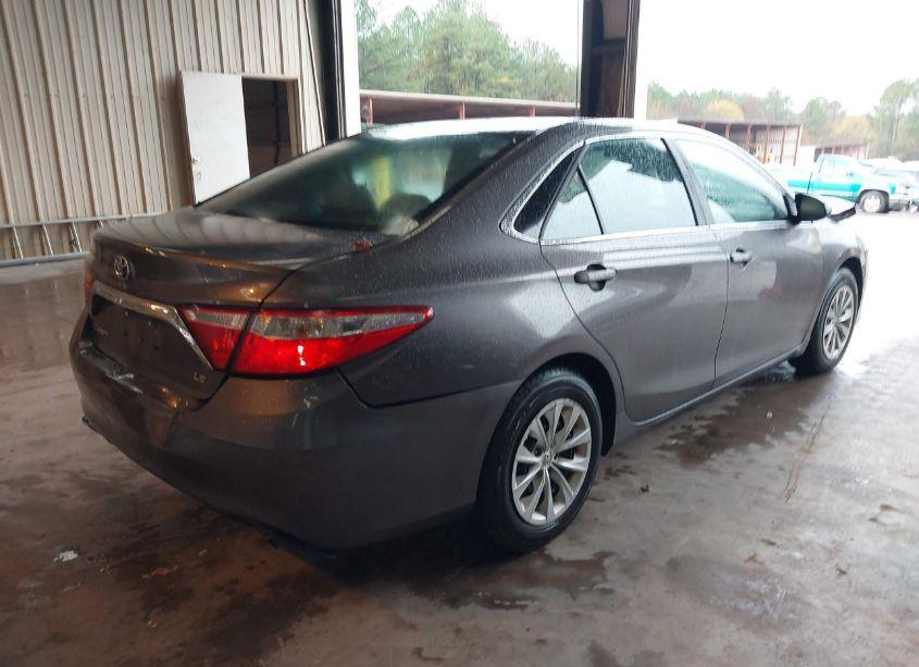 Photo 4 of 2015 Toyota Camry LE (VIN 4T4BF1FK0FR490836)