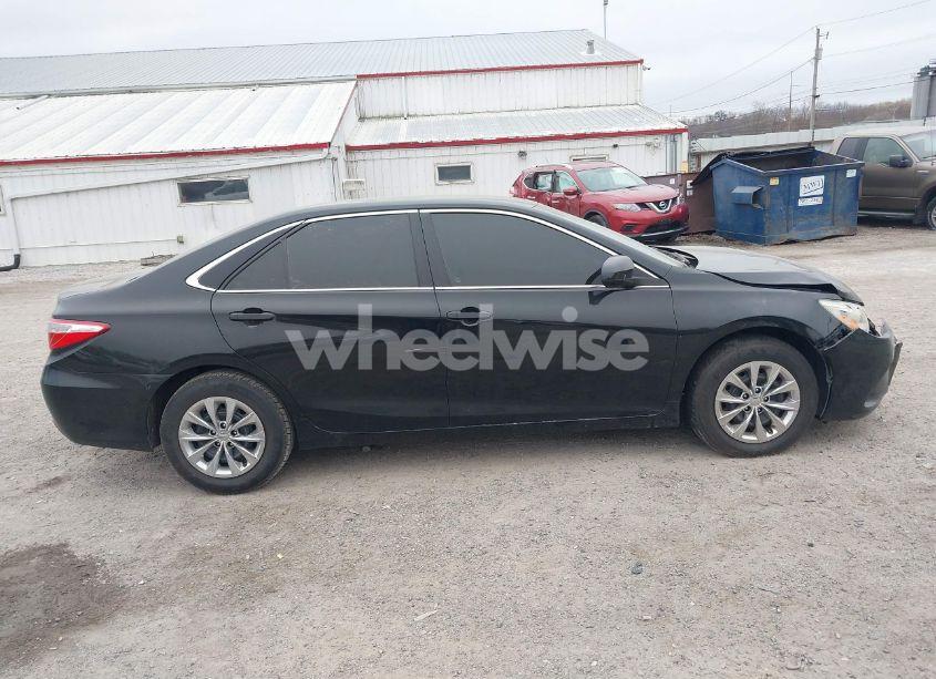Photo 13 of 2015 Toyota Camry LE (VIN 4T4BF1FK0FR500555)