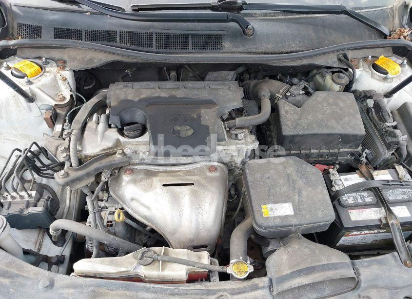 Photo 10 of 2015 Toyota Camry LE (VIN 4T4BF1FK0FR505805)