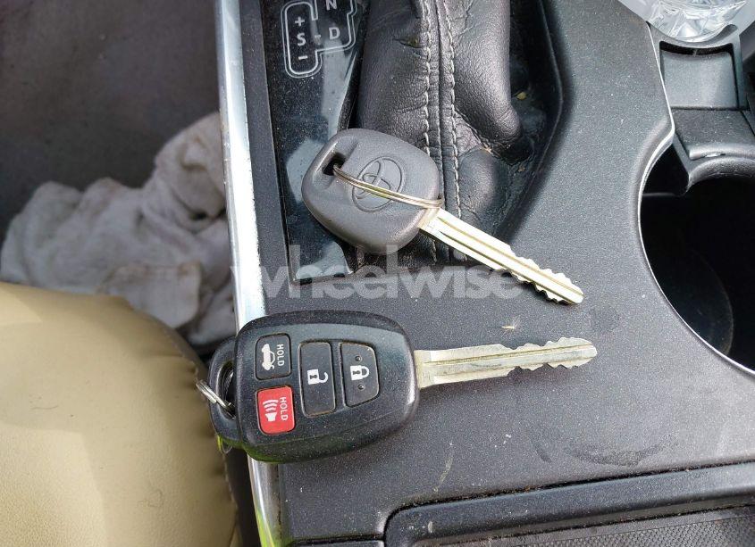 Photo 11 of 2015 Toyota Camry LE (VIN 4T4BF1FK0FR505805)