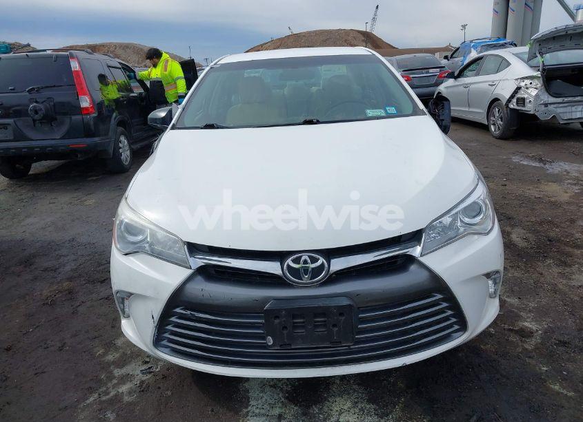 Photo 12 of 2015 Toyota Camry LE (VIN 4T4BF1FK0FR505805)