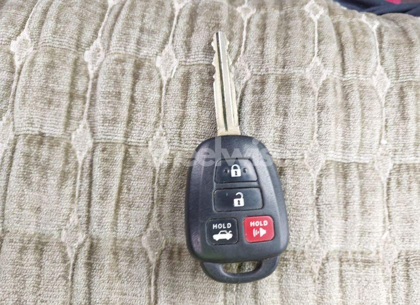 Photo 11 of 2015 Toyota Camry LE (VIN 4T4BF1FK0FR506257)