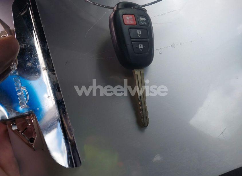 Photo 11 of 2015 Toyota Camry LE (VIN 4T4BF1FK0FR507537)